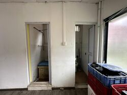 86 REDHILL CLOSE (D3), Shop House #460757031